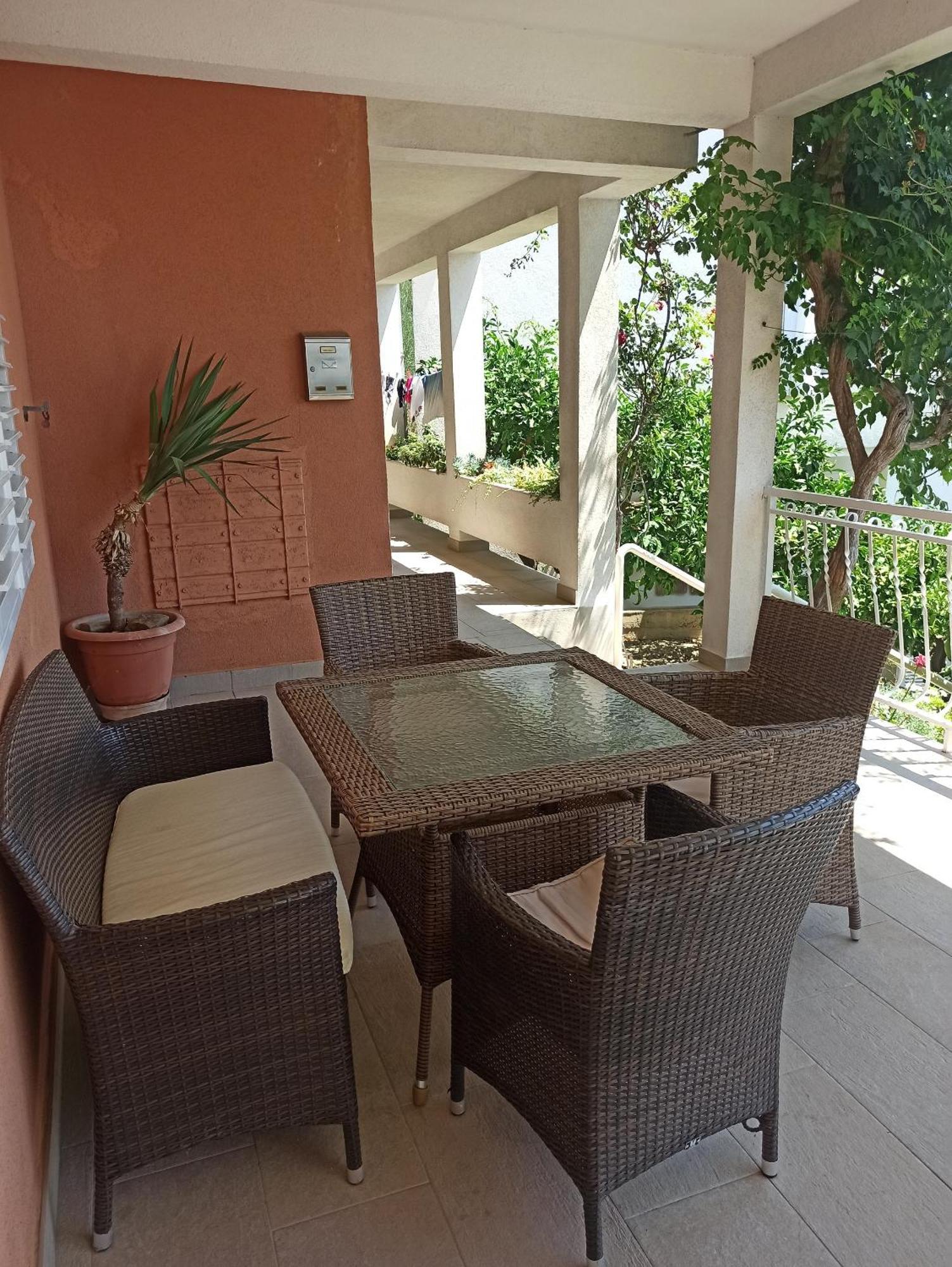Apartments By The Sea Podgora, Makarska - 2593 エクステリア 写真